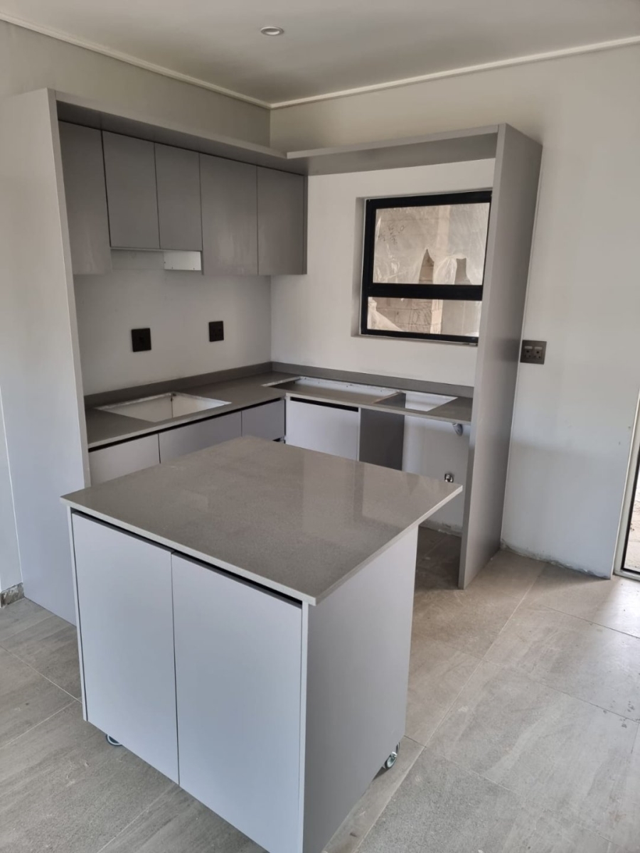 2 Bedroom Property for Sale in Table View Western Cape